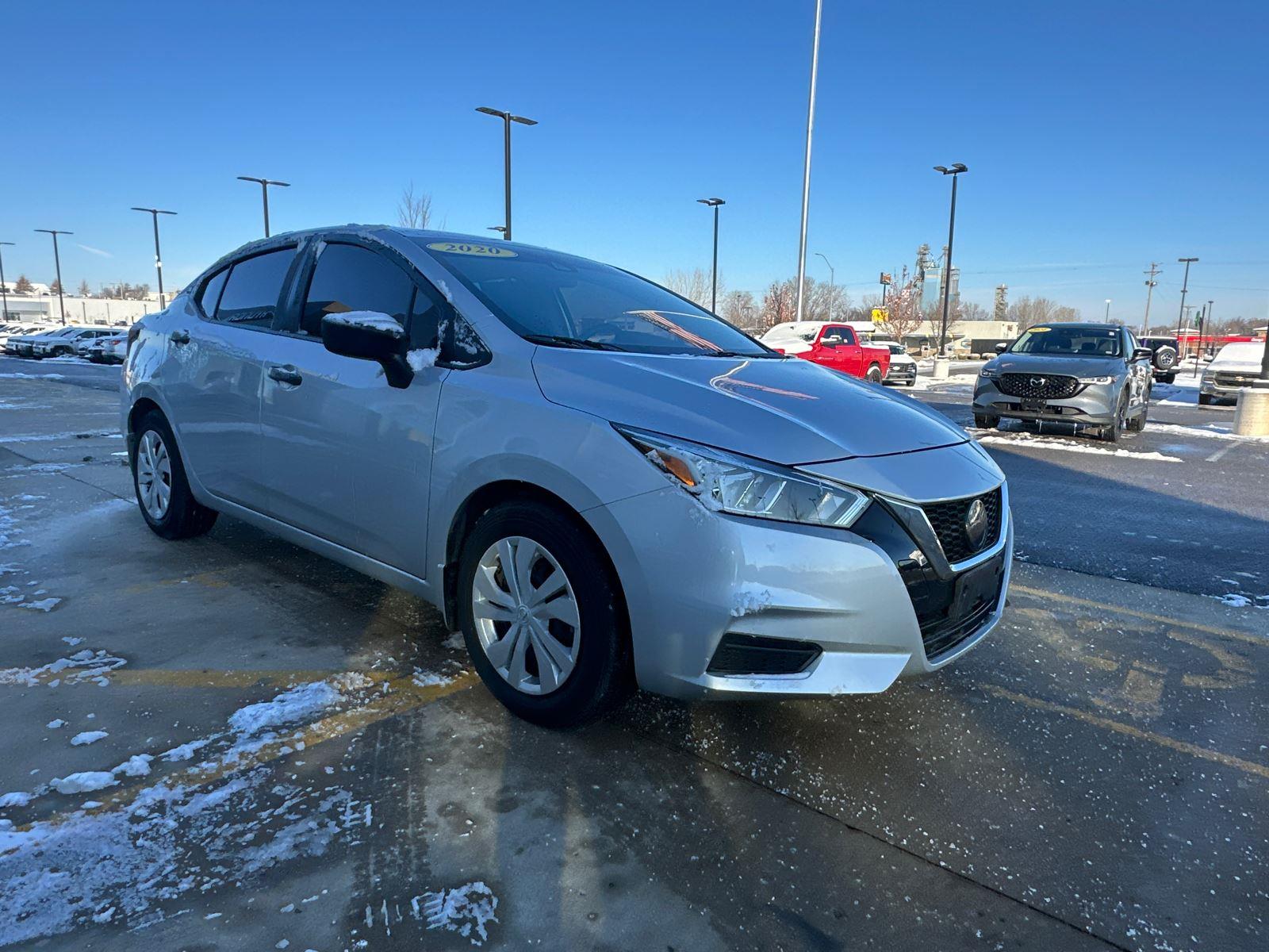 2020 Nissan Versa S photo 4