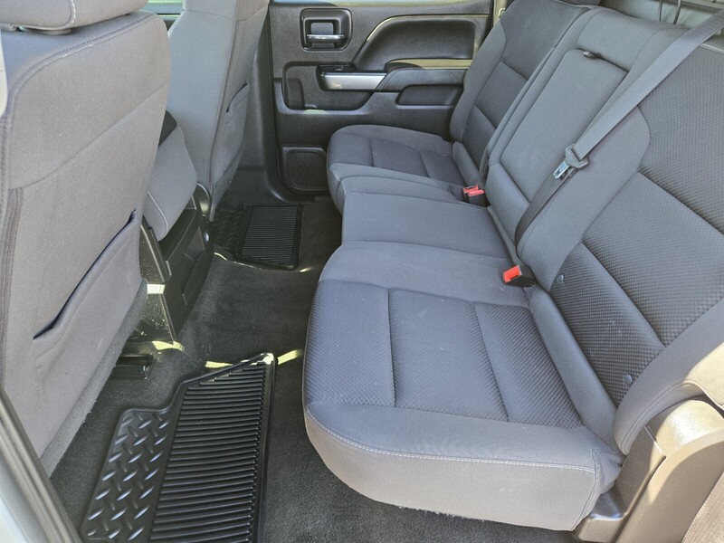2018 Chevrolet Silverado 1500 LT photo 9