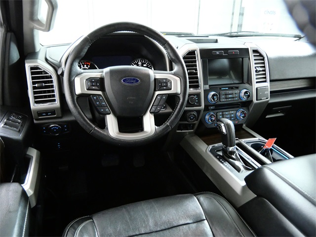 2016 Ford F-150 Lariat photo 4