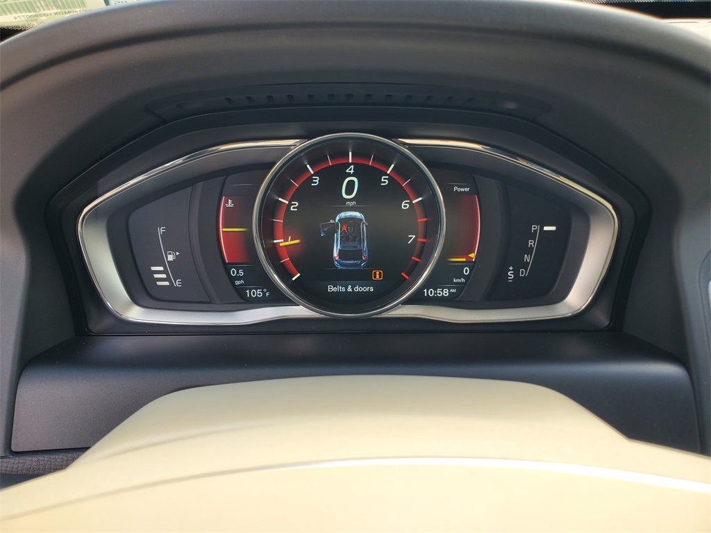 2016 Volvo XC60 T5 Drive-E Premier photo 25