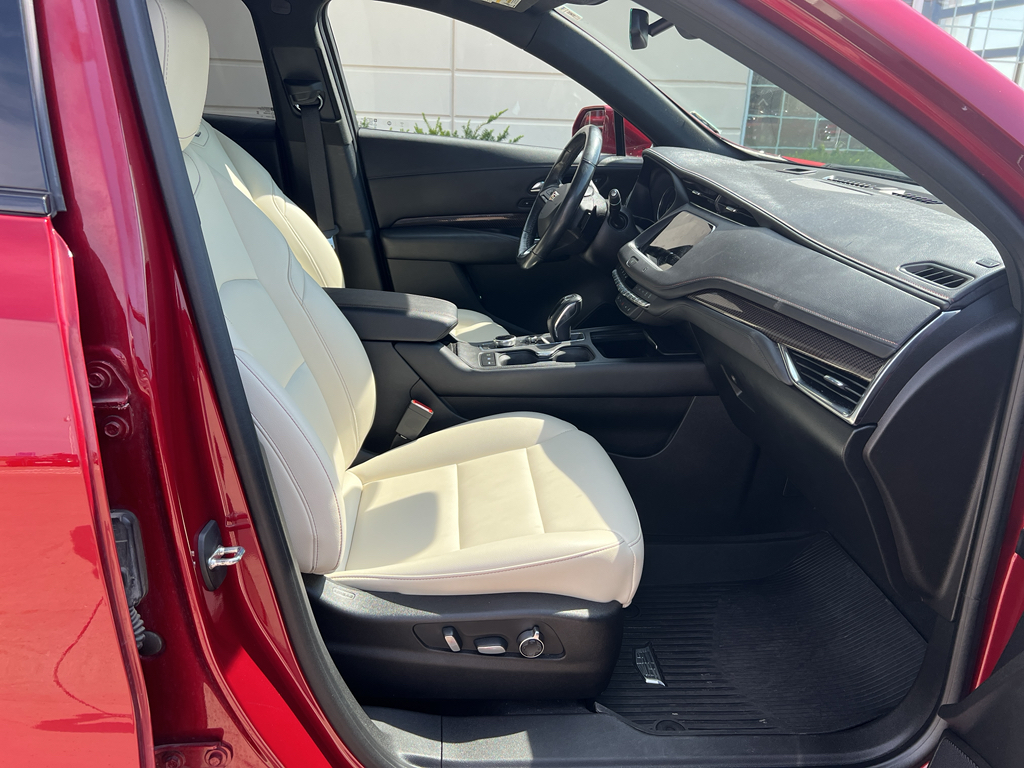 2019 Cadillac XT4 Sport photo 28