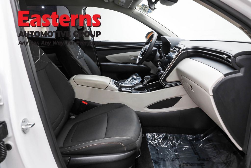 2024 Hyundai Tucson SE photo 21