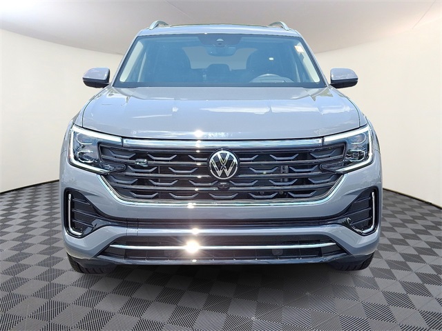 2025 Volkswagen Atlas SEL Premium R-Line photo 2
