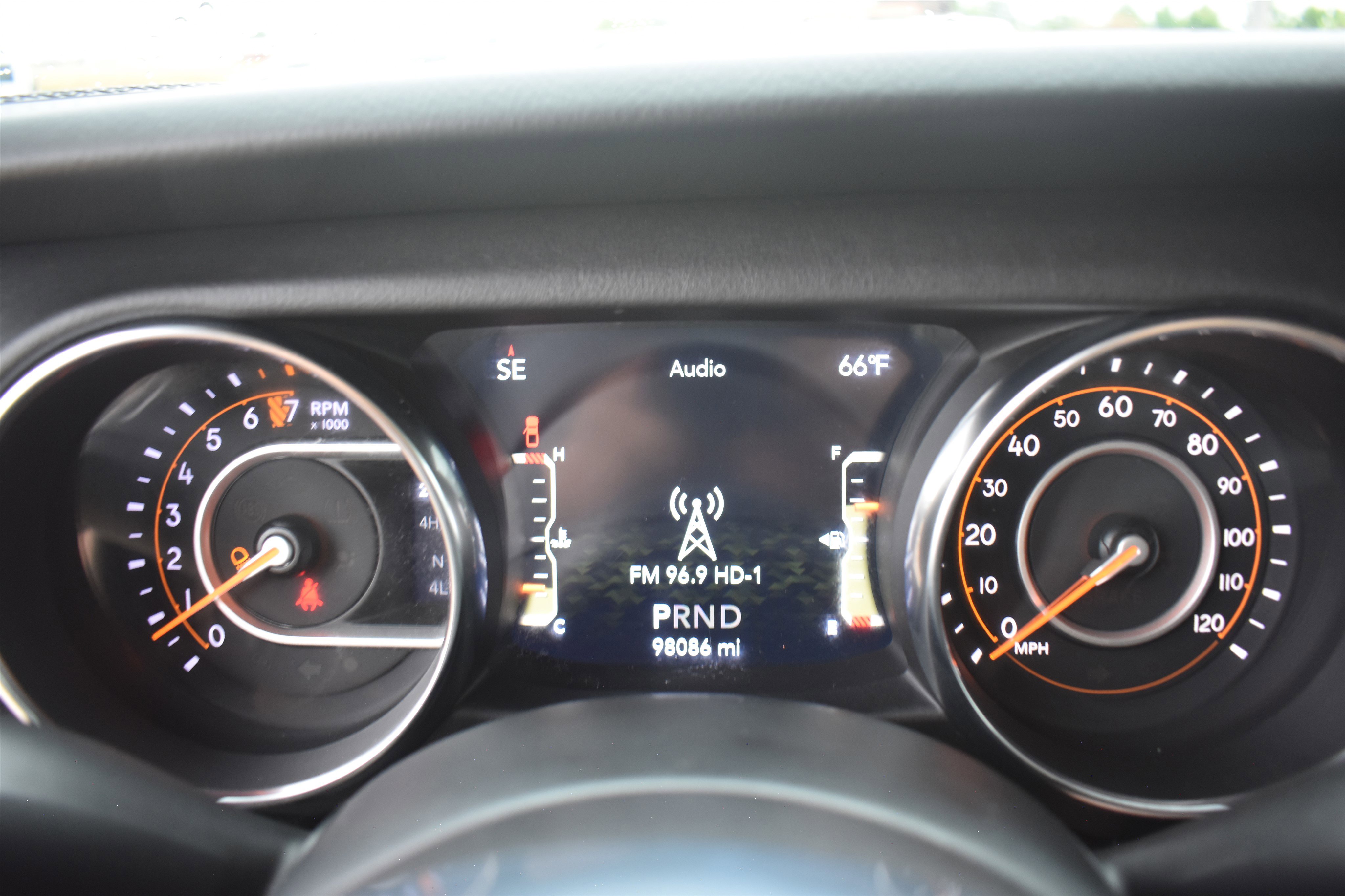 2020 Jeep Gladiator Overland photo 13