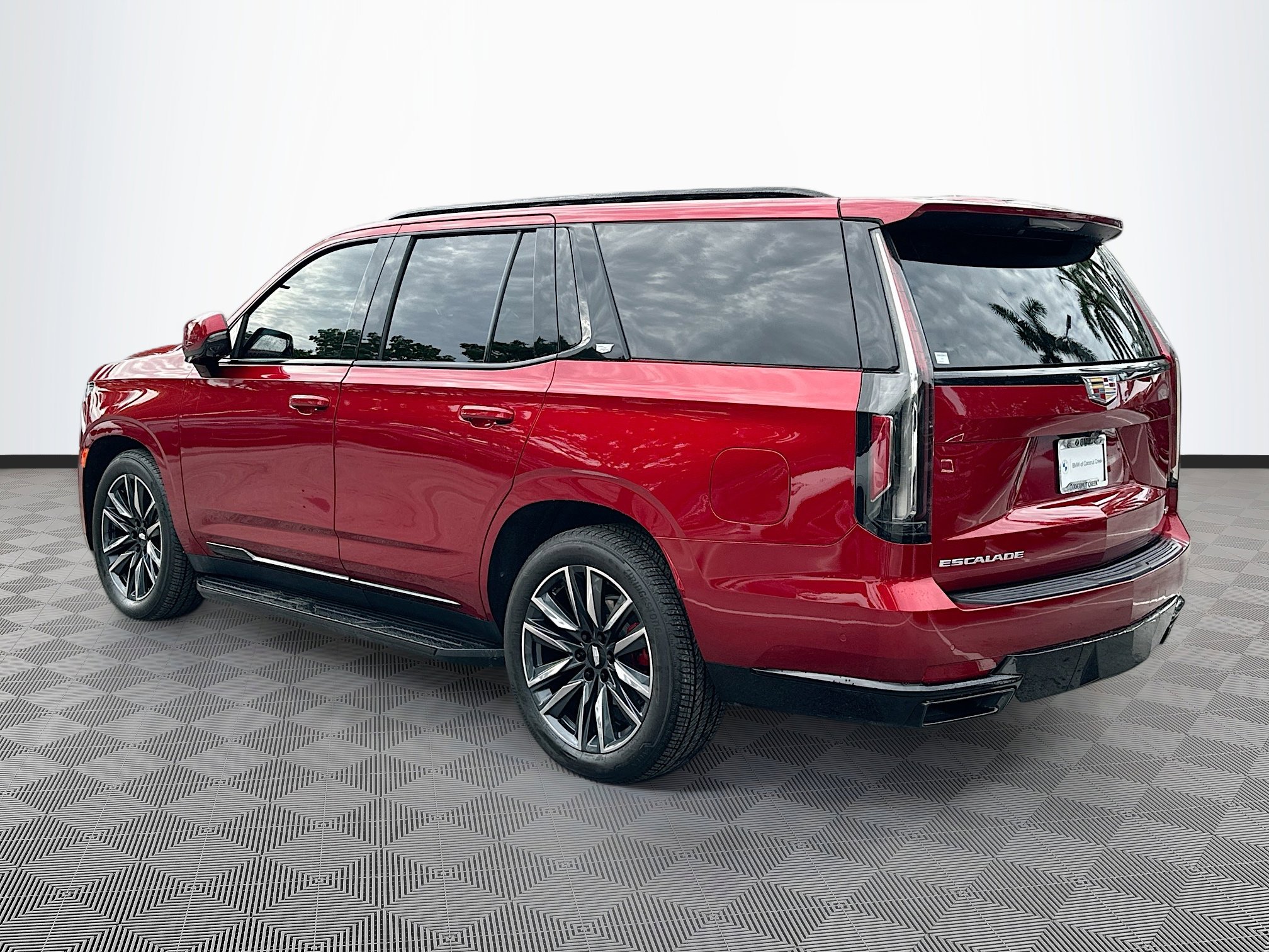 2023 Cadillac Escalade Sport Platinum photo 2