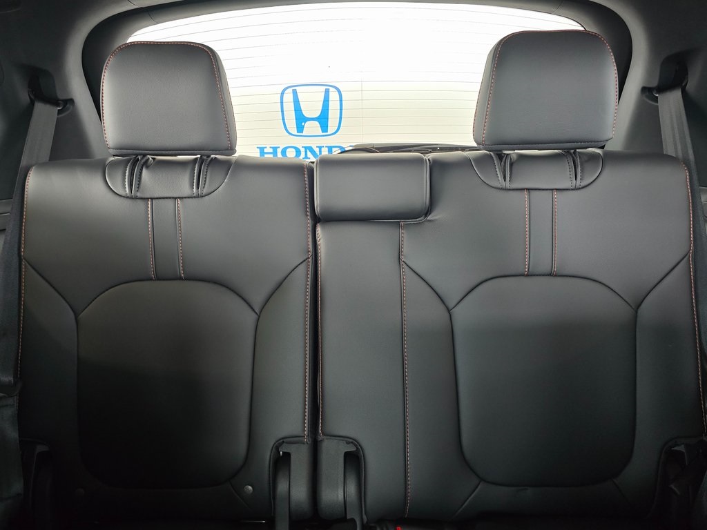 2025 Honda Pilot TrailSport photo 24