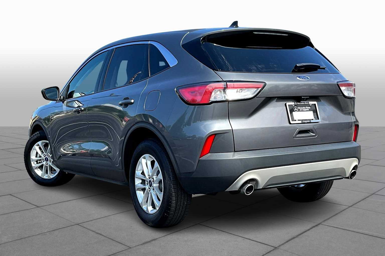 2022 Ford Escape SE photo 11