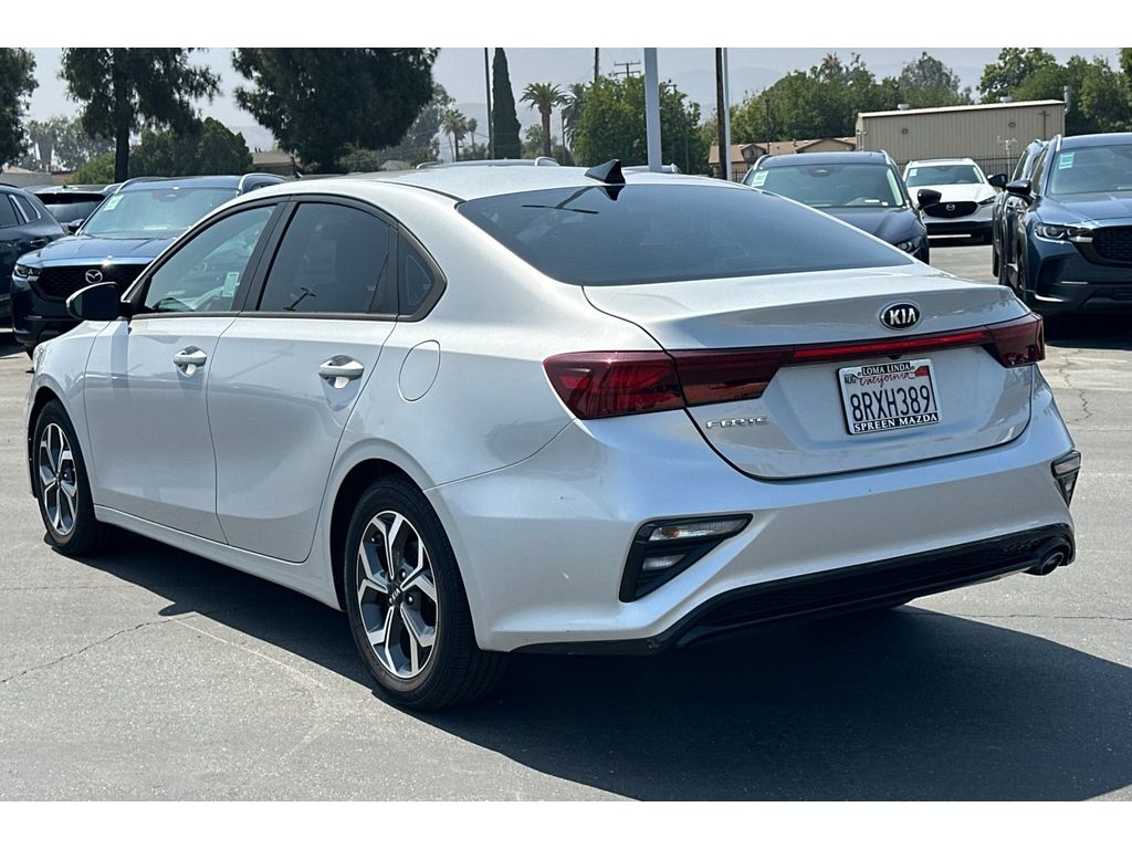 2020 Kia Forte LXS photo 2