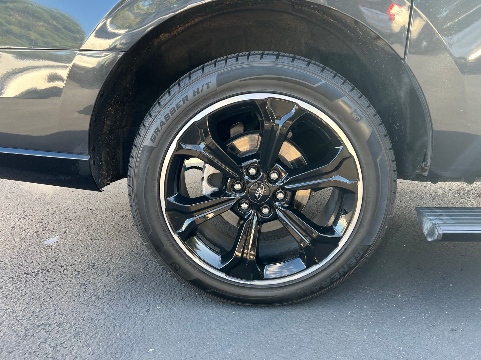 2022 Ford Expedition MAX Limited photo 20