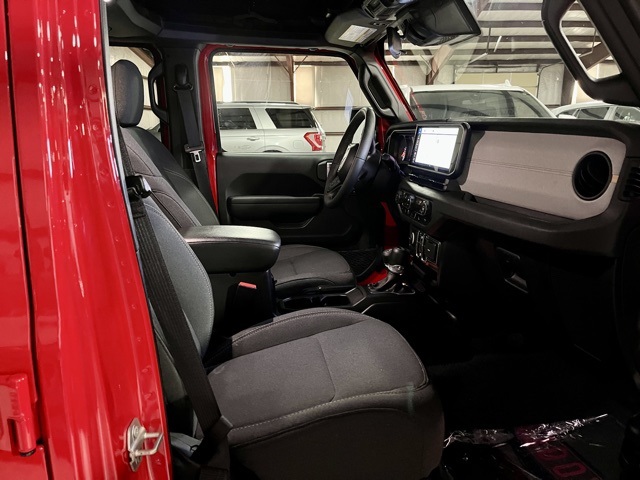 2024 Jeep Wrangler Sport S photo 7