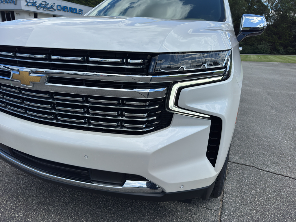 2021 Chevrolet Suburban Premier photo 8