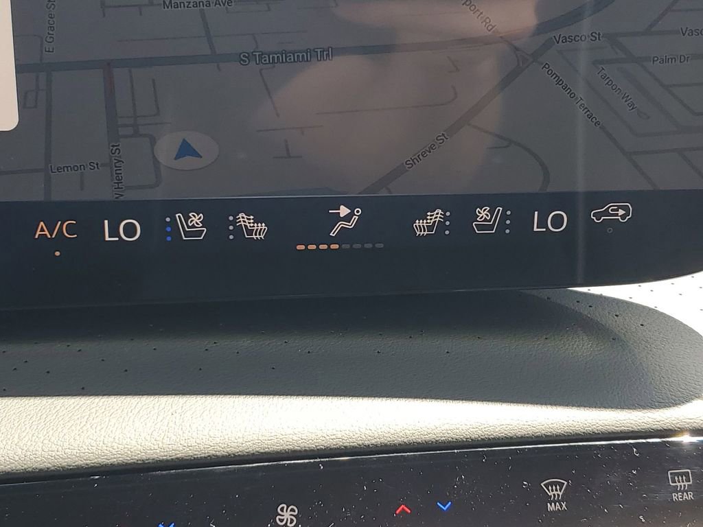 2026 Buick Enclave Avenir photo 33