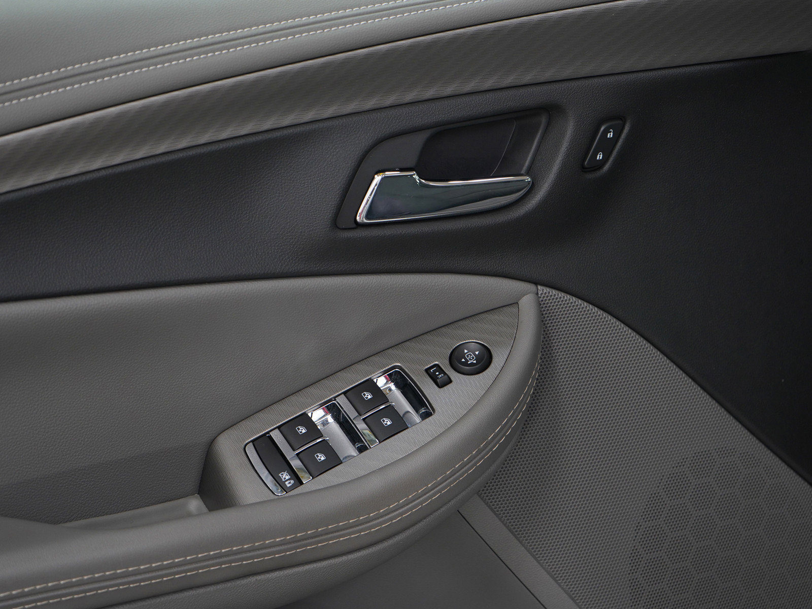2017 Chevrolet Impala LS photo 17