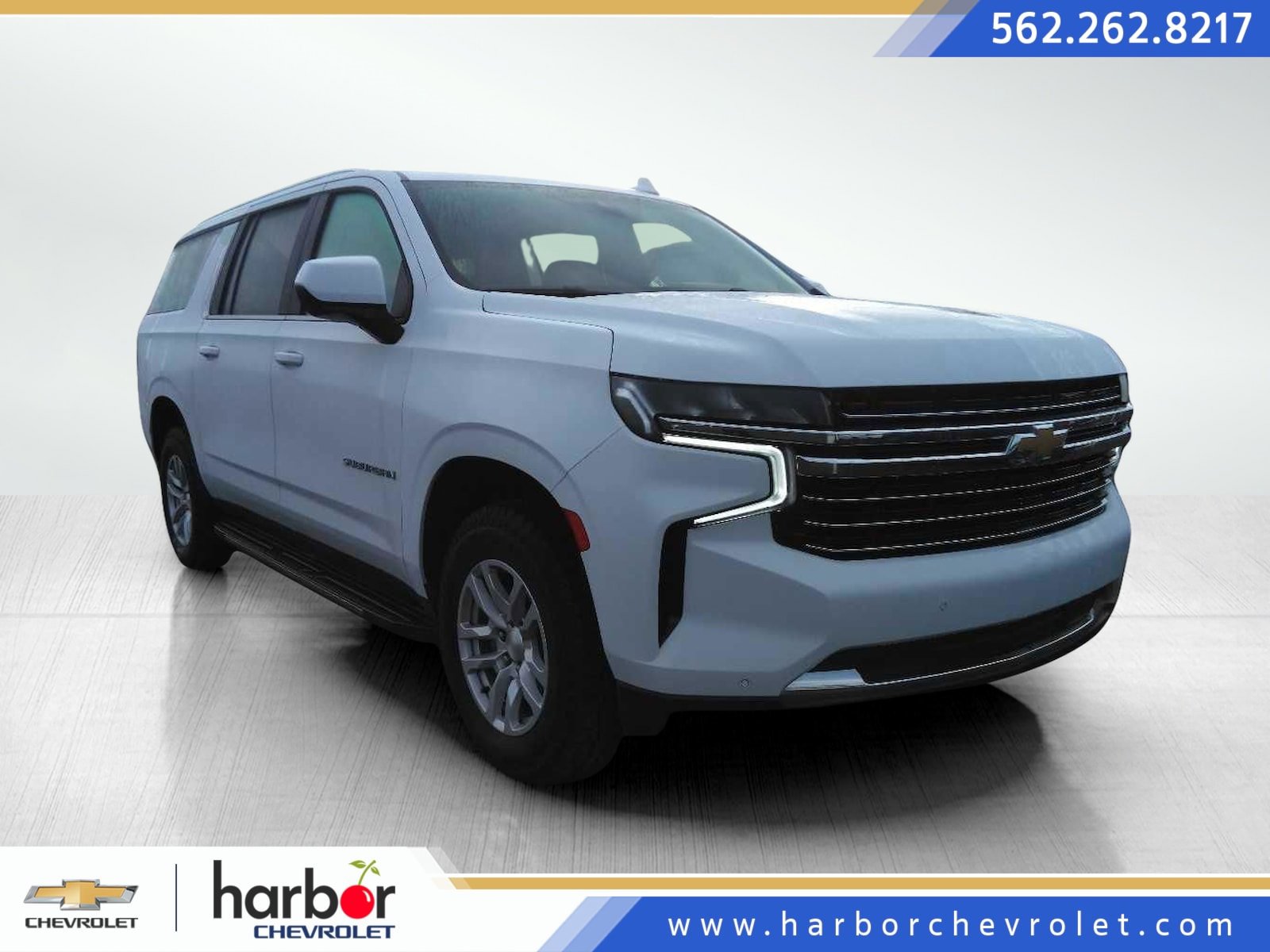 2022 Chevrolet Suburban LT's photo