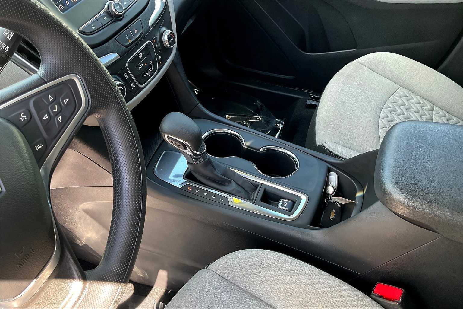 2023 Chevrolet Equinox LS photo 16