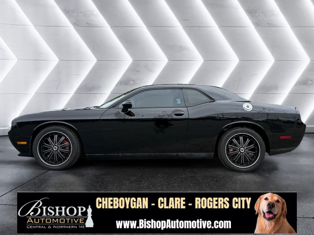 2014 Dodge Challenger SXT photo 4