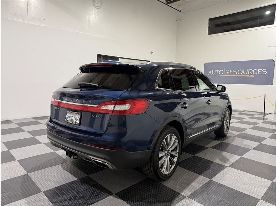 2017 Lincoln MKX Reserve photo 4