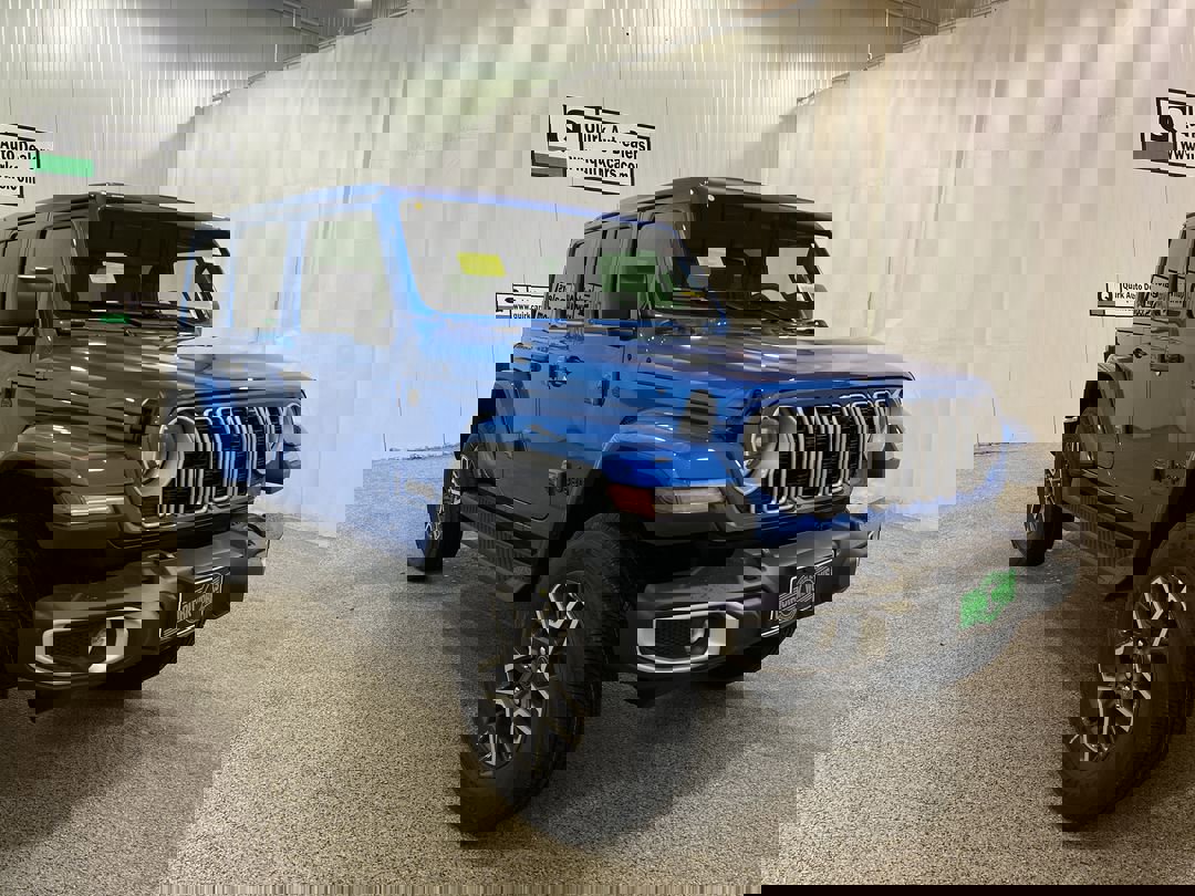 2026 Jeep Wrangler 4-Door Sahara's photo