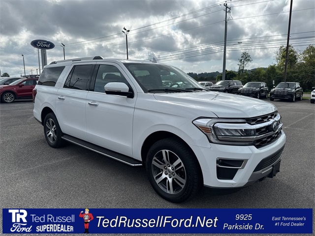2023 Ford Expedition MAX Limited photo 3