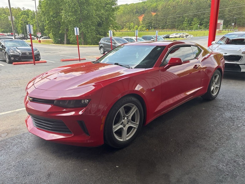 2017 Chevrolet Camaro 1LT photo 2