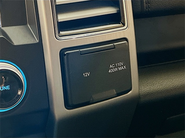 2020 Ford F-150 Platinum photo 32