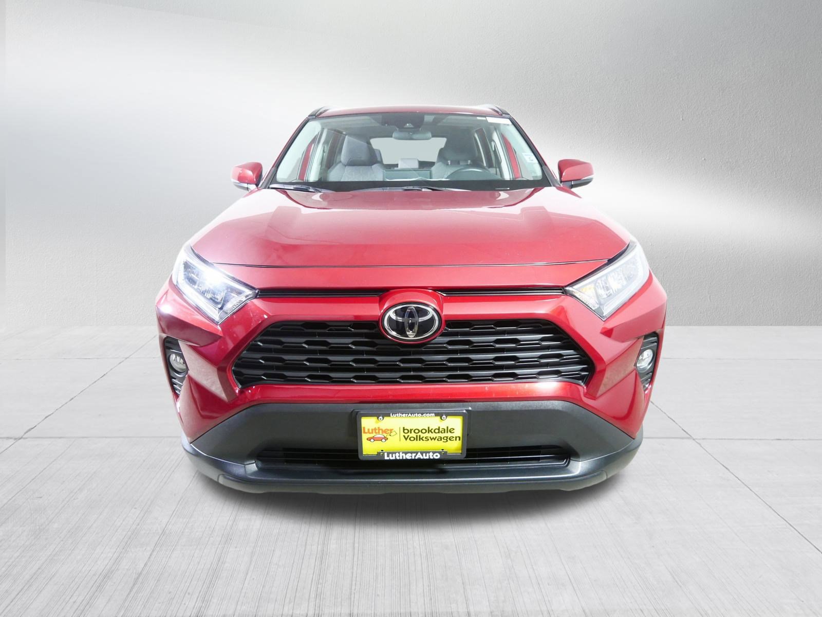 Used 2021 Toyota RAV4 XLE with VIN 2T3P1RFV5MW234008 for sale in Brooklyn Center, Minnesota