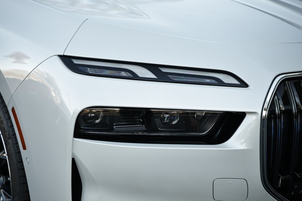 Used 2025 BMW i7 50 with VIN WBY43EJ08SCT63764 for sale in Virginia Beach, VA