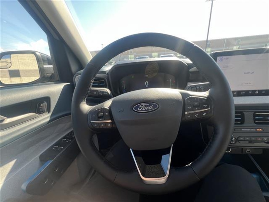 2025 Ford Maverick XLT photo 10