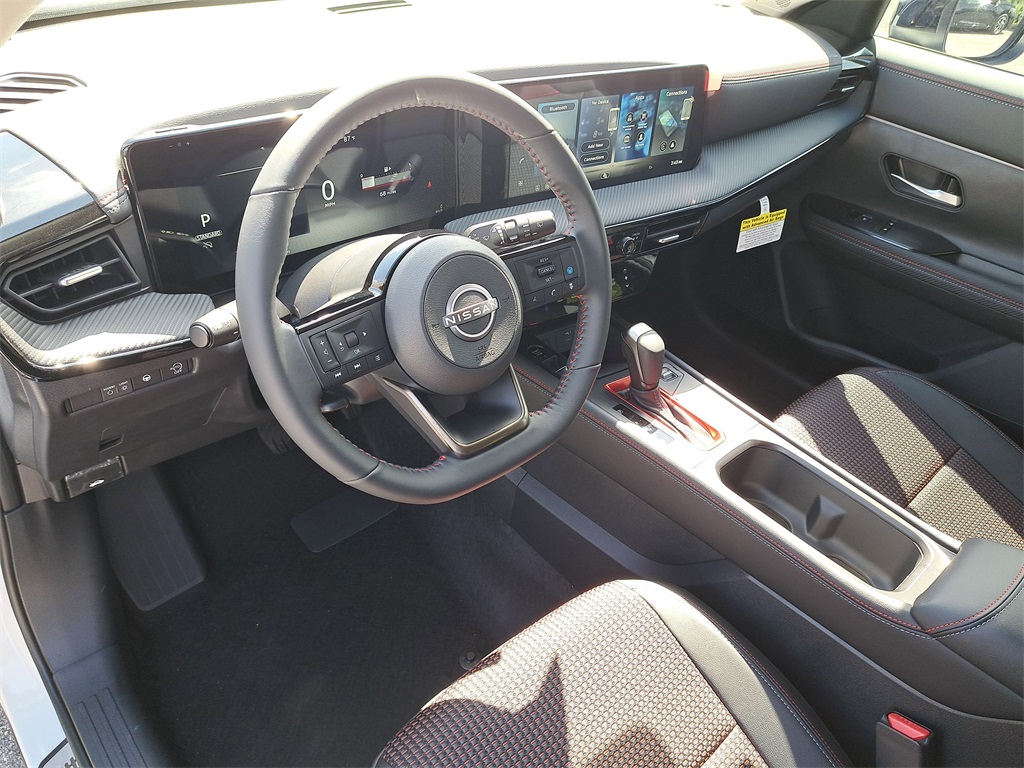 2026 Nissan Kicks SR photo 16