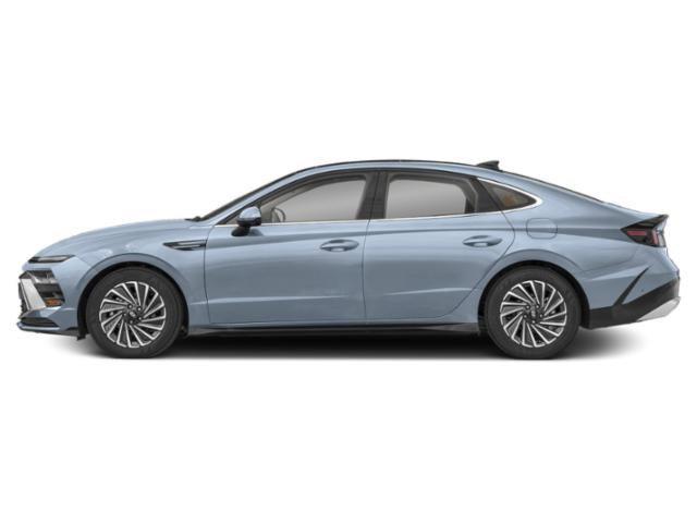 2026 Hyundai Sonata Hybrid Limited photo 2