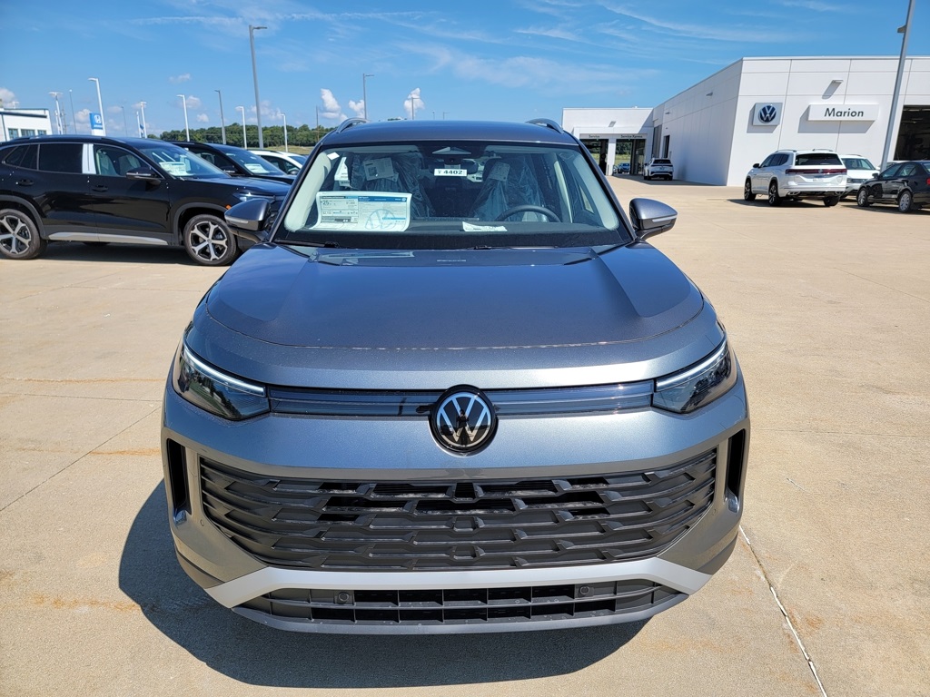 2025 Volkswagen Tiguan S photo 8