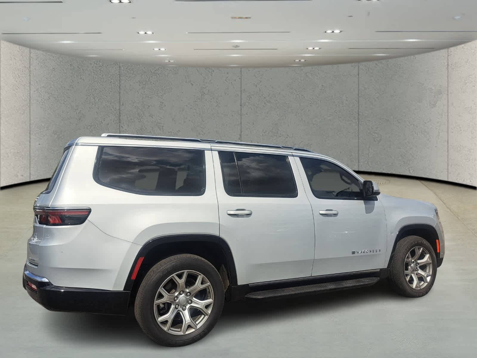 2022 Jeep Wagoneer Series II photo 2