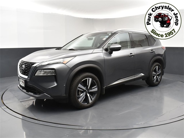 2023 Nissan Rogue SL photo 2