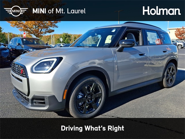 2026 MINI Countryman S's photo