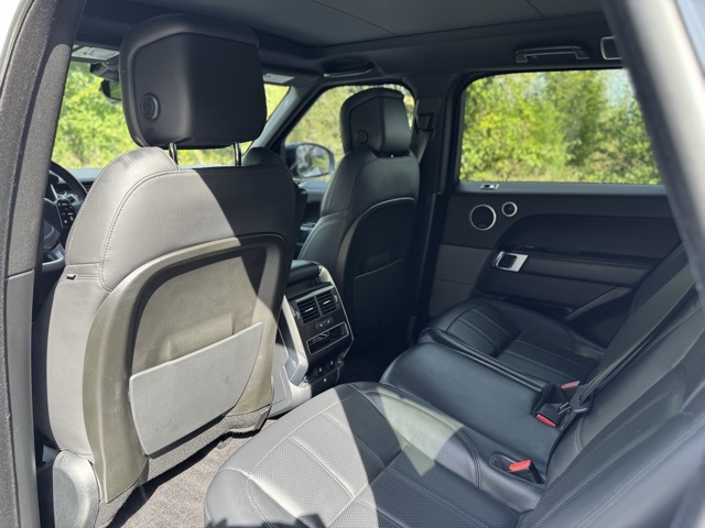 2019 Land Rover Range Rover Sport HSE photo 14