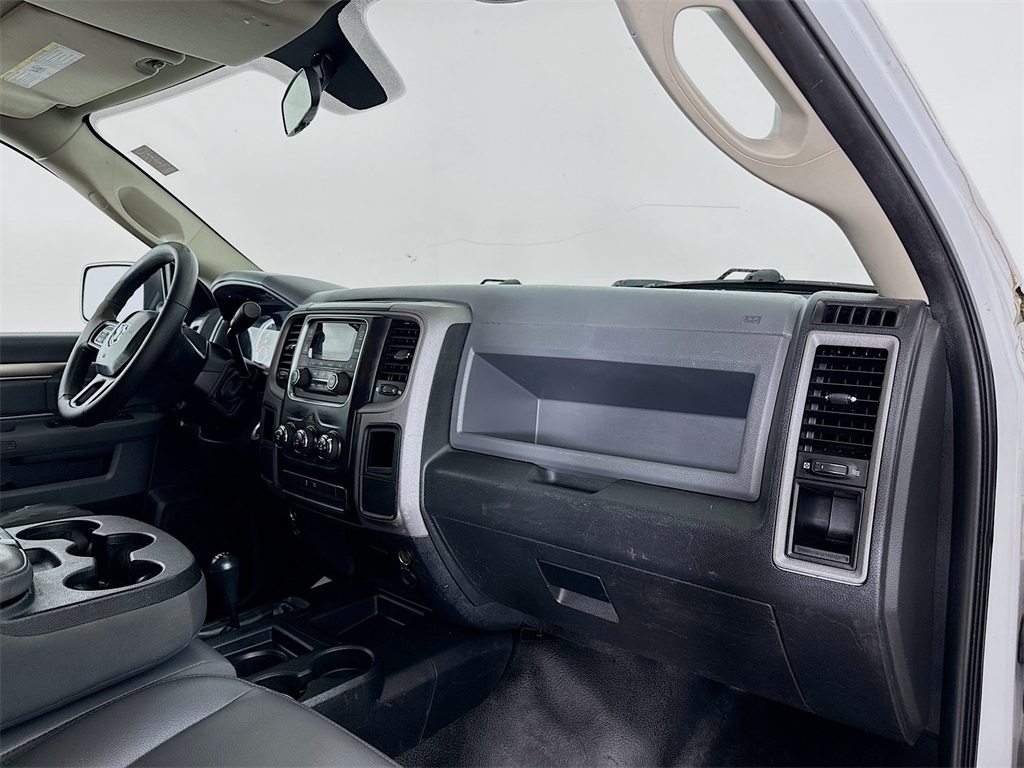2017 Ram 2500 Tradesman photo 23