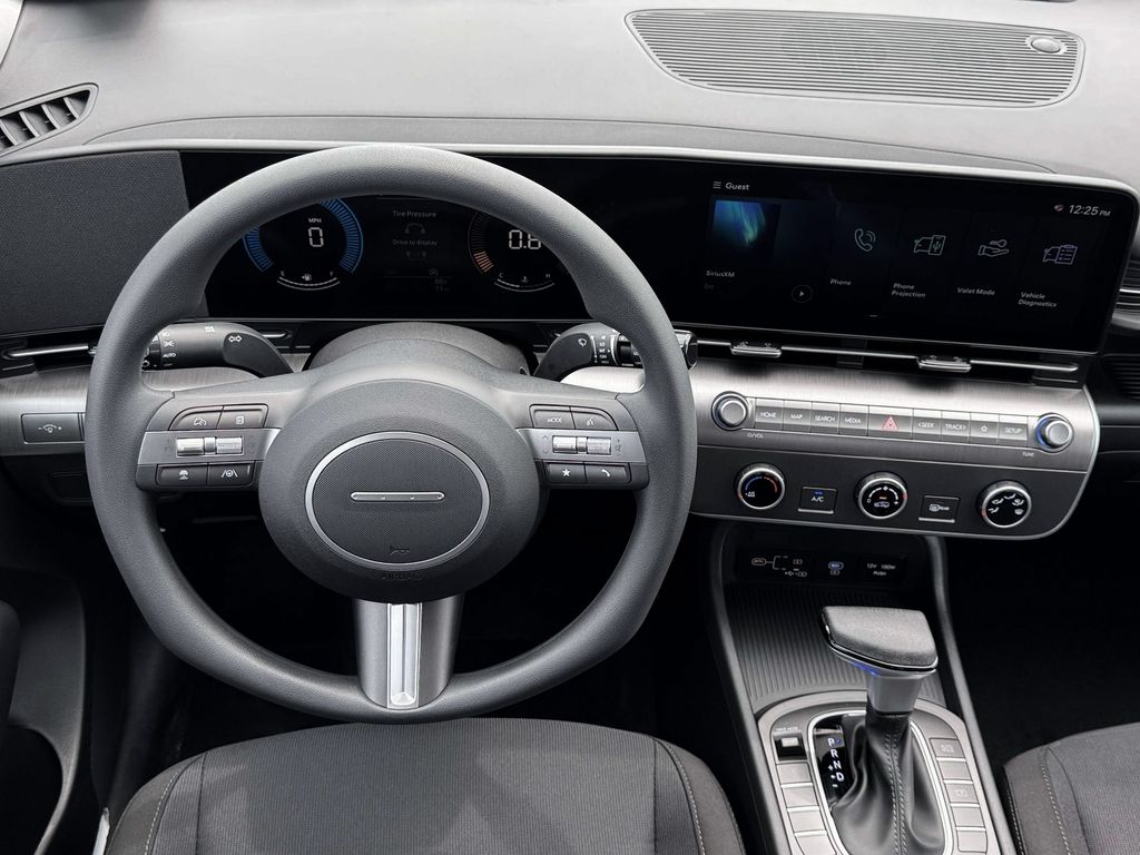 2026 Hyundai Kona SE photo 9