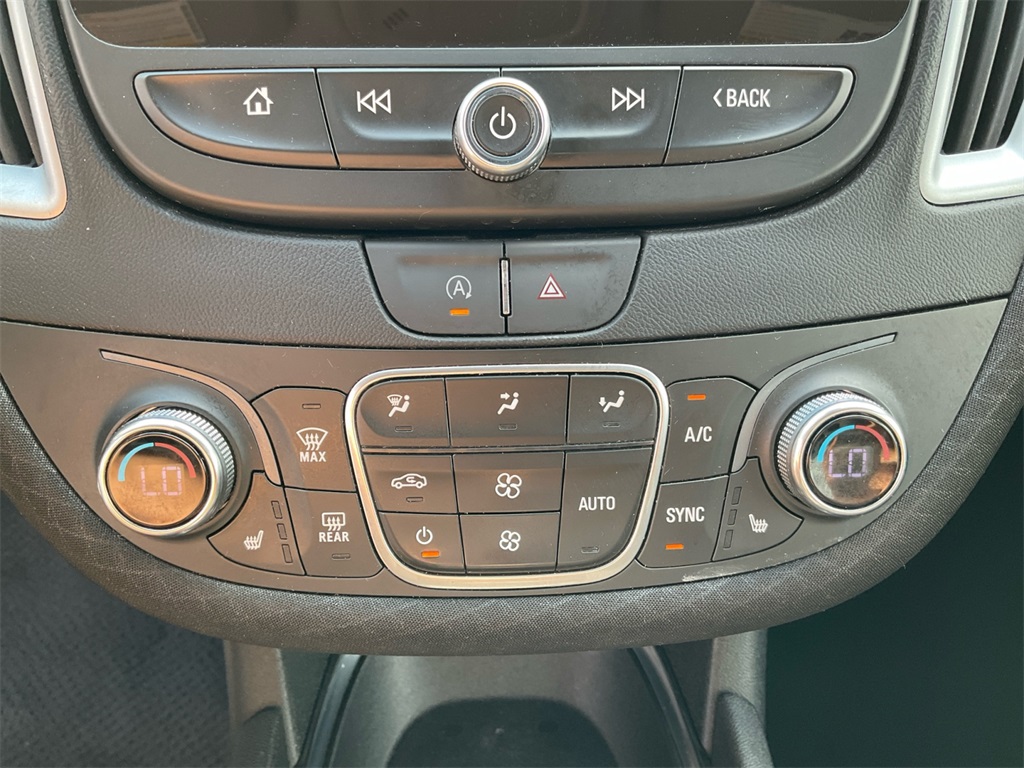 2024 Chevrolet Malibu 1LT photo 21