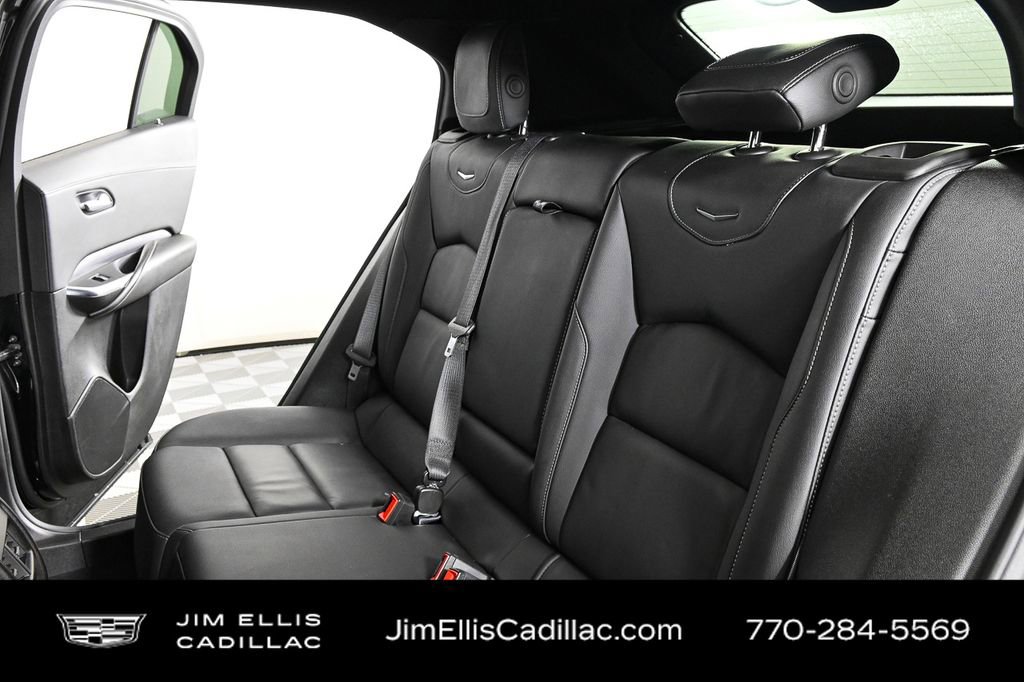 2025 Cadillac XT4 Premium Luxury photo 17