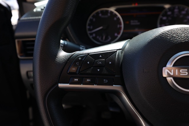 2024 Nissan Sentra SV photo 23