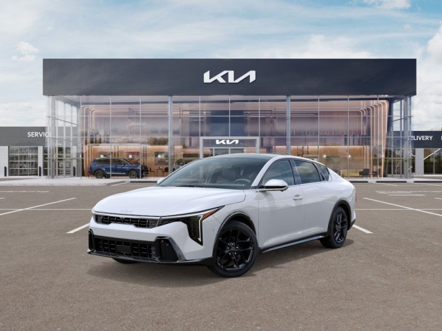 New 2025 Snow White Pearl Kia GT-Line Turbo image 1