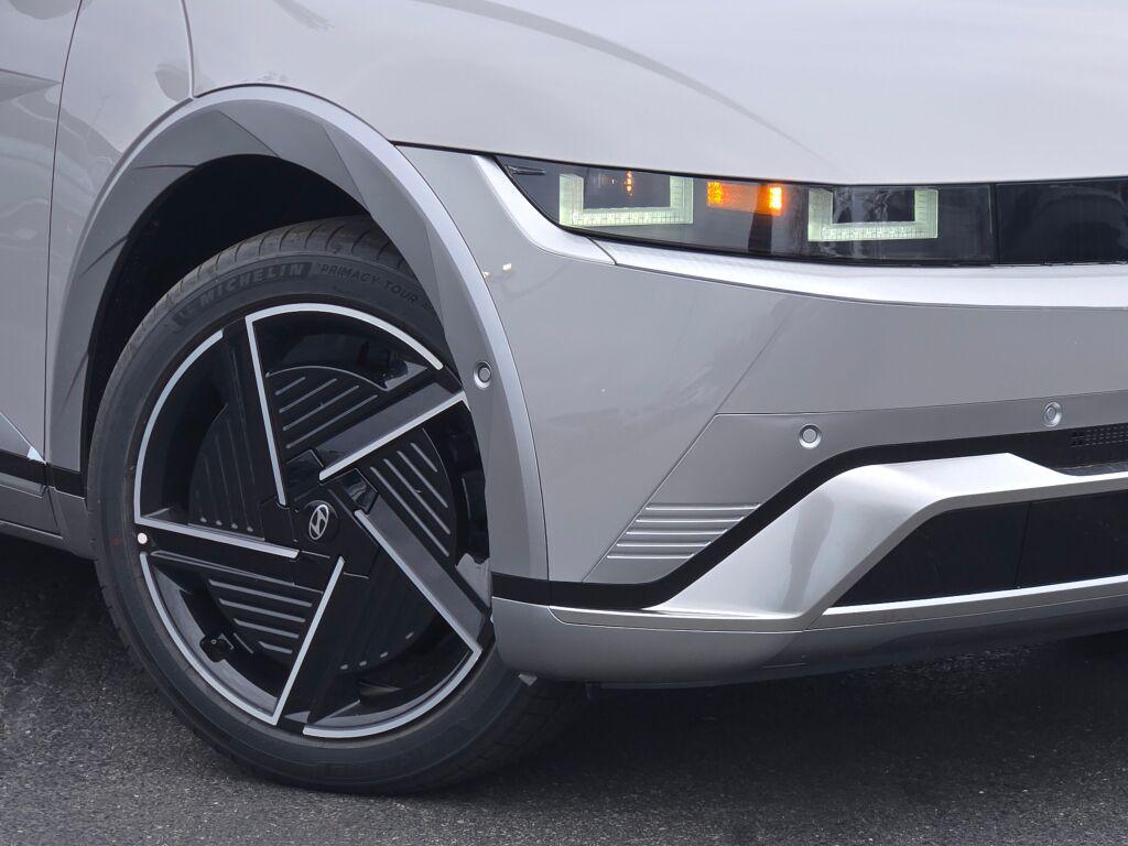2026 Hyundai Ioniq 5 Limited photo 2