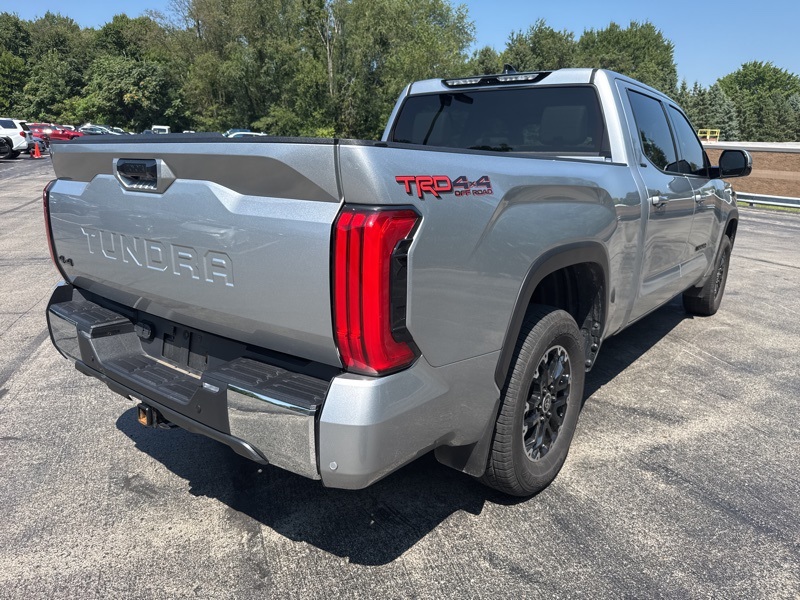 2022 Toyota Tundra SR5 photo 2