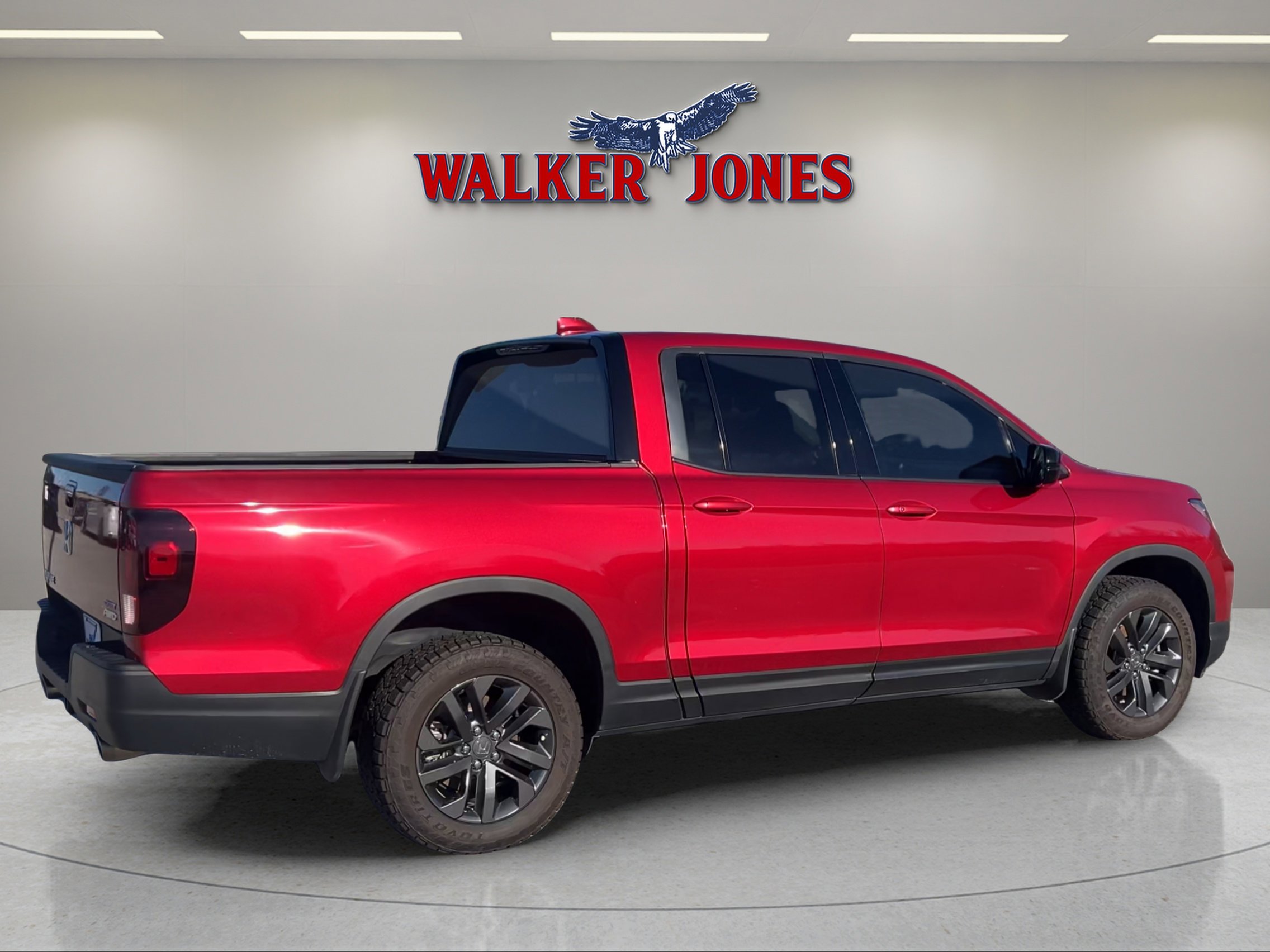 2023 Honda Ridgeline Sport photo 3