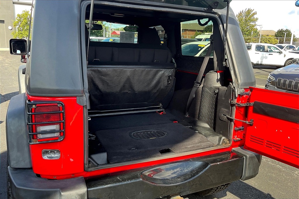 2015 Jeep Wrangler Willys Wheeler photo 22