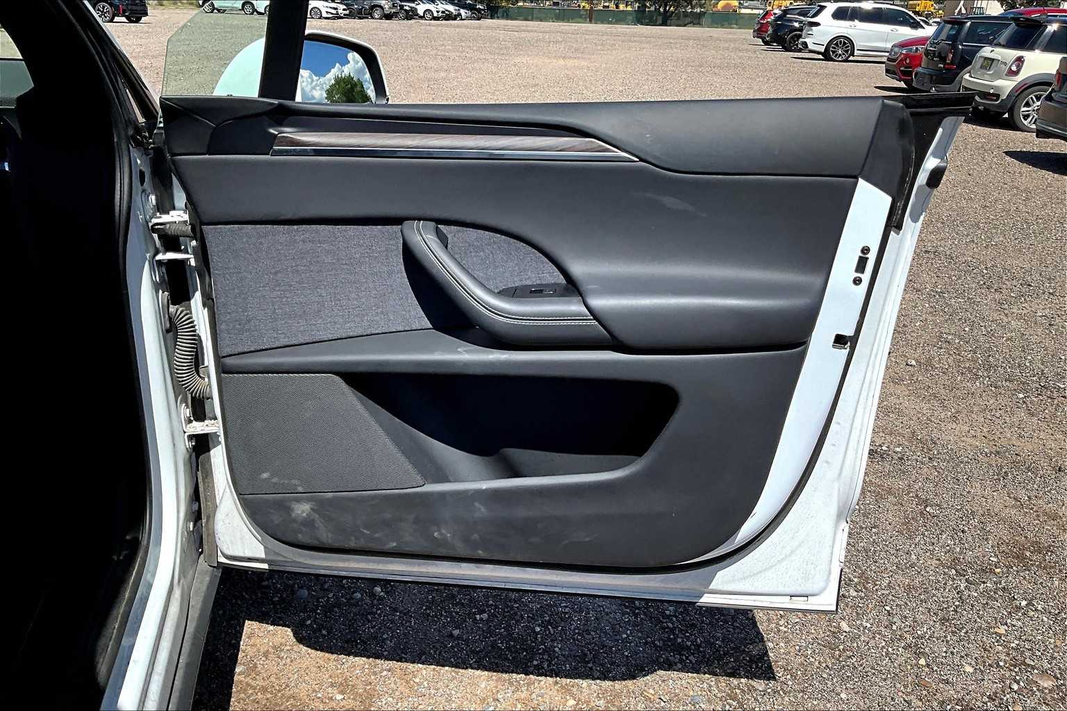 2022 Tesla Model X photo 19