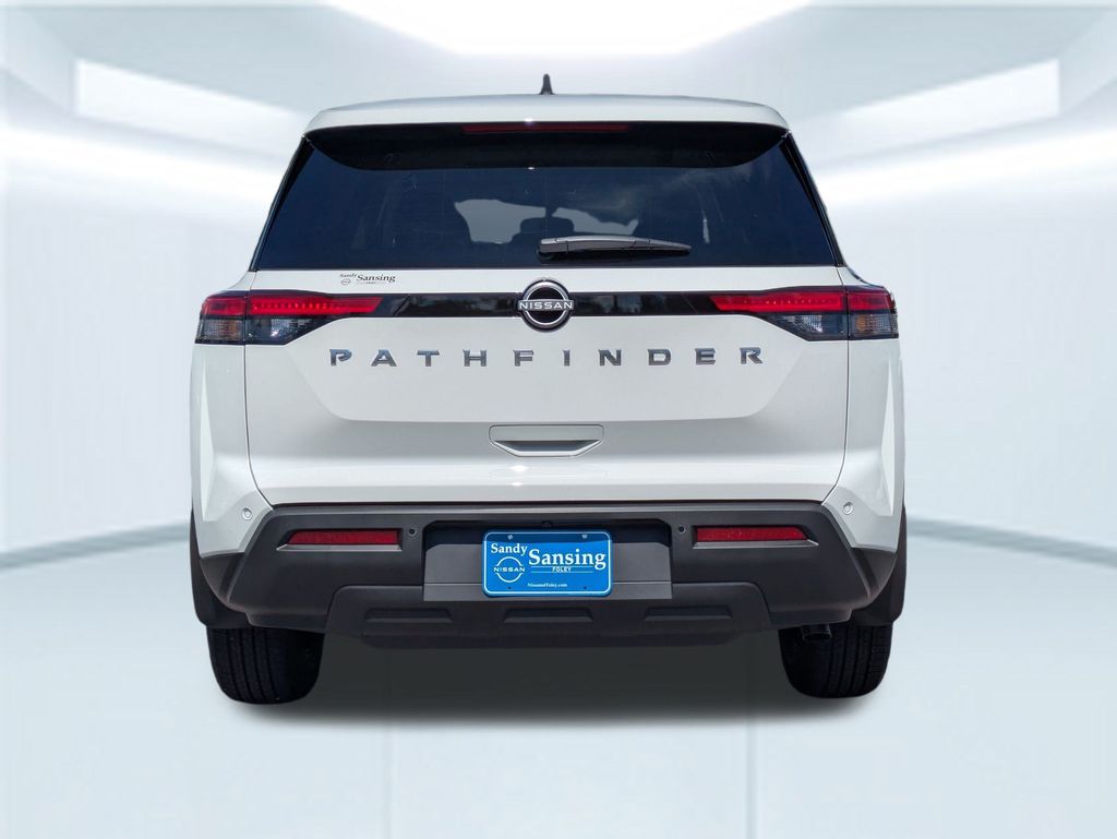 2025 Nissan Pathfinder S photo 4