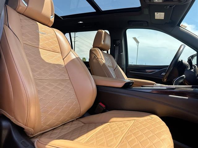 2022 Cadillac Escalade ESV Premium Luxury photo 20