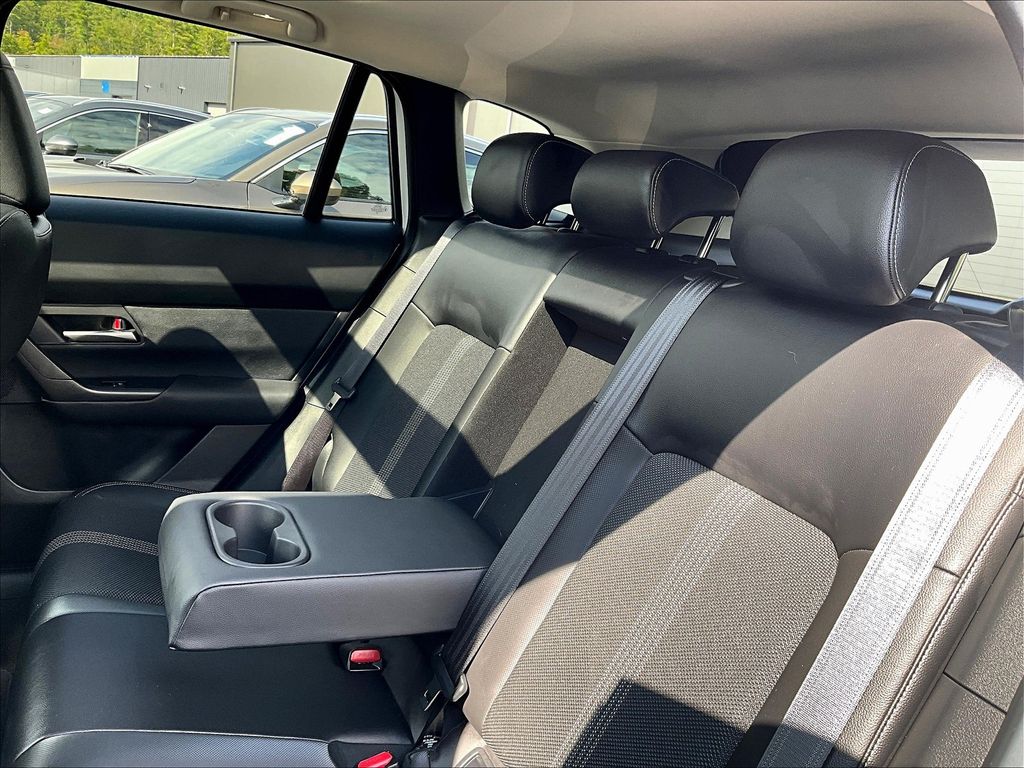 2023 Mazda CX-50 2.5 Preferred Plus photo 23