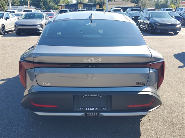 2025 Kia K4 LXS photo 4